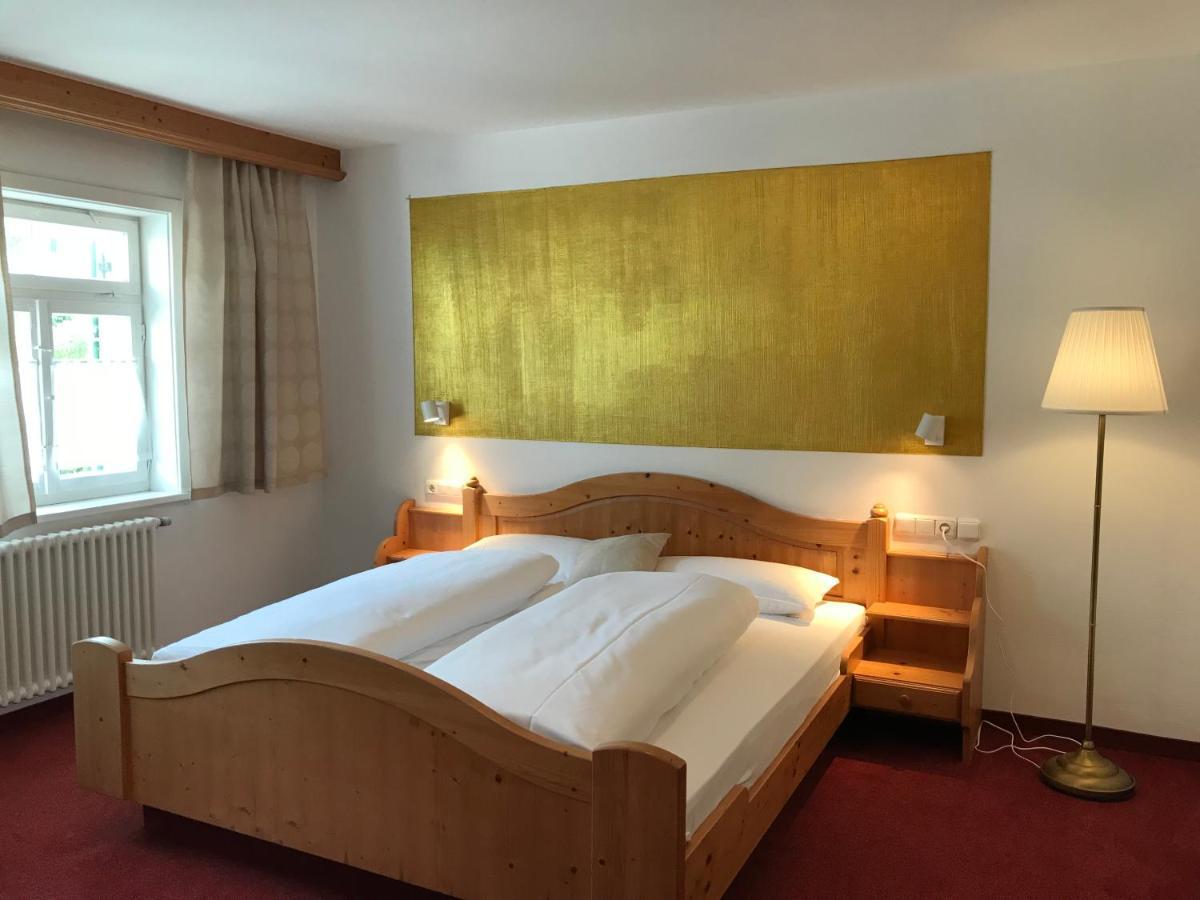 Hotel Hohe Schule Bad Überkingen Kamer foto