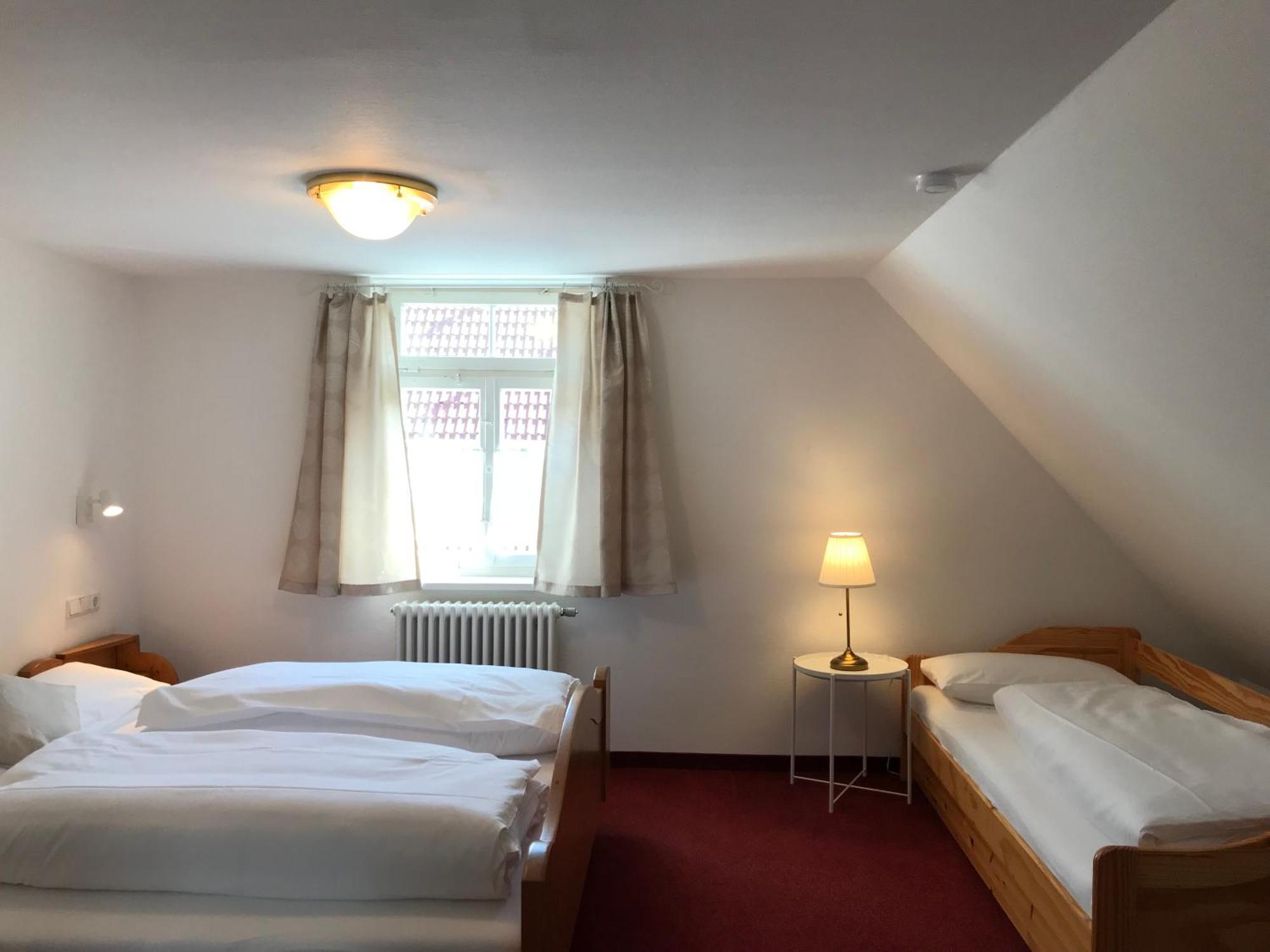 Hotel Hohe Schule Bad Überkingen Kamer foto