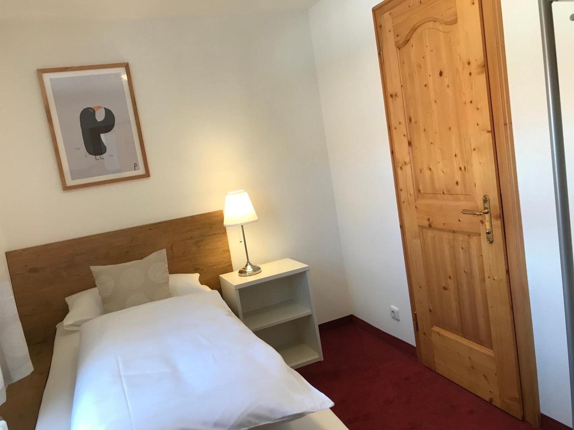 Hotel Hohe Schule Bad Überkingen Kamer foto